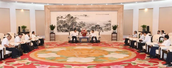 省市縣三級領(lǐng)導(dǎo)見證，玲瓏第7基地簽約！
