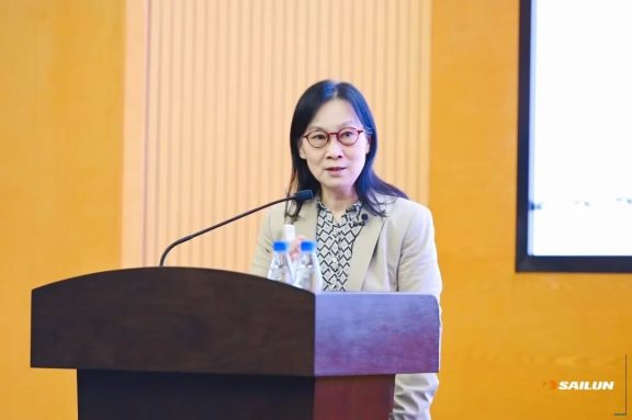 北大國(guó)發(fā)院BiMBA商學(xué)院院長(zhǎng)陳春花教授講話(huà) 北大國(guó)發(fā)院BiMBA商學(xué)院院長(zhǎng)陳春花教授講話(huà)