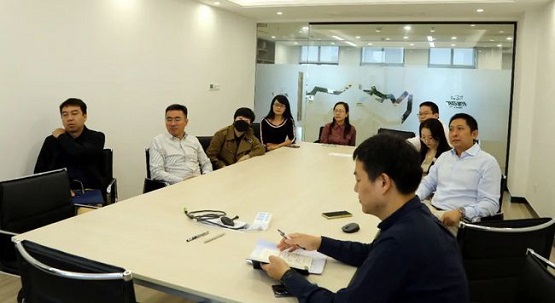 雙方參會(huì)人員就天然橡膠業(yè)務(wù)具體事宜進(jìn)行了交流 雙方參會(huì)人員就天然橡膠業(yè)務(wù)具體事宜進(jìn)行了交流