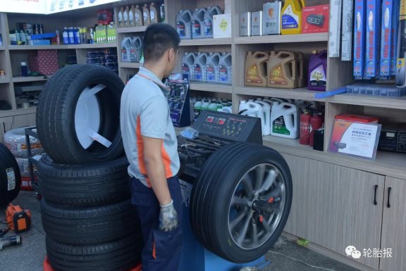 旗艦店配備目前正新轎車胎體系最完善、全面的技術(shù)支持服務(wù)