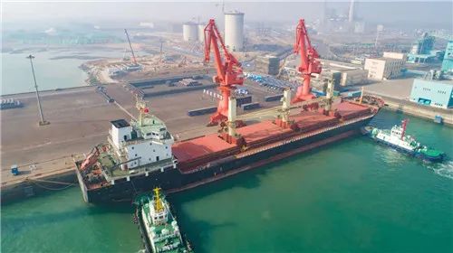 山東輪胎“海外倉”啟用 雙星、昊華、永盛、金宇等企業(yè)3萬方輪胎直達阿聯(lián)酋