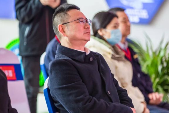 荊門市委常委、市委秘書長(zhǎng)何平