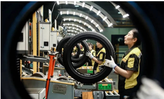 俄羅斯的兩家工廠業(yè)務(wù)約占公司總營(yíng)業(yè)額的3-4%，產(chǎn)量占10%
