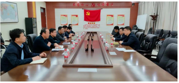 強(qiáng)化服務(wù)保障，解決輪胎企業(yè)當(dāng)前遇到的一些難點(diǎn)問題。
