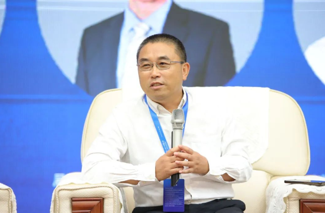 廣東省涂料行業(yè)協(xié)會會長、展辰新材料集團股份有限公司董事長陳冰
