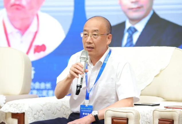 常州市涂料協(xié)會(huì)會(huì)長(zhǎng)、中海油常州涂料化工研究院有限公司副總經(jīng)理王留方
