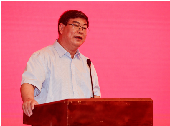 張洪民當(dāng)選為山東省橡膠行業(yè)協(xié)會(huì)新一屆會(huì)長(zhǎng)。