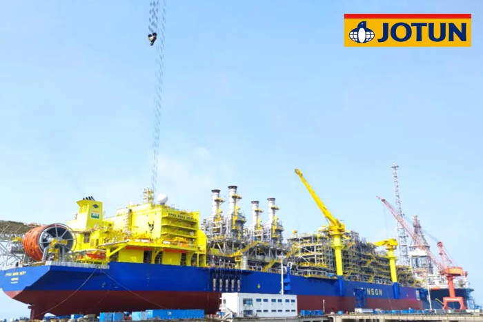 圖為:超大型浮式生產(chǎn)儲(chǔ)油船“FPSO Anna Nery” 圖為:超大型浮式生產(chǎn)儲(chǔ)油船“FPSO Anna Nery”