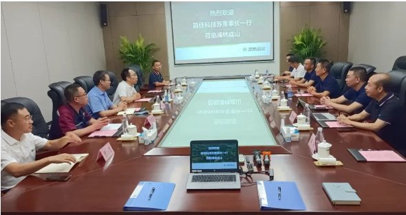 雙方的技術、制造、商務管理團隊，在隨后的交流會上進行了深入溝通。