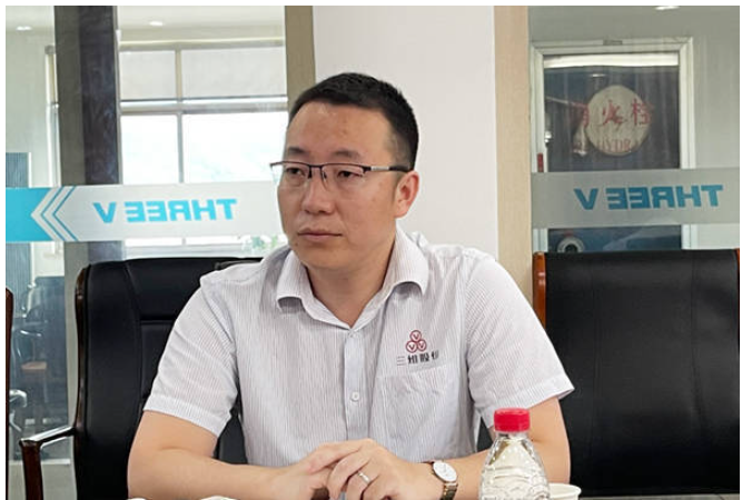 砂石骨料礦山中輸送設(shè)備的重要性日益凸顯，輸送帶作為輸送系統(tǒng)的必要產(chǎn)品，能否安全可靠耐久運(yùn)行直接影響到生產(chǎn)作業(yè)的效率，使用工況及輸送物料不同也增加了運(yùn)輸難度
