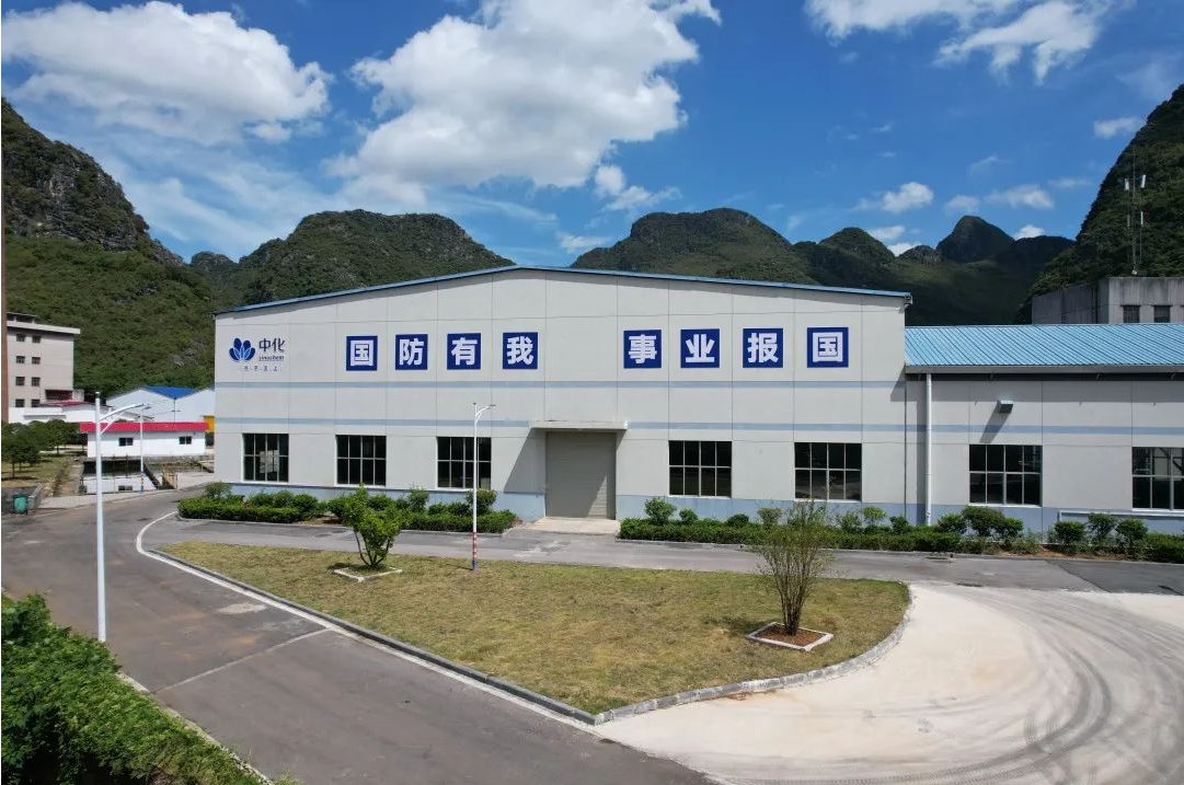 曙光院是國(guó)家高新技術(shù)企業(yè)，是國(guó)內(nèi)特種輪胎行業(yè)領(lǐng)軍企業(yè)