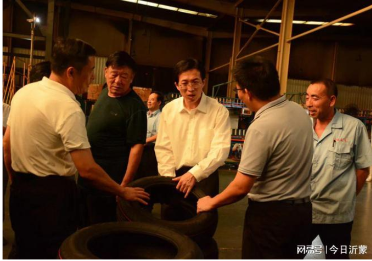 項(xiàng)目為王、企業(yè)為尊！今天，陳士賢帶隊(duì)到企業(yè)走訪調(diào)研
