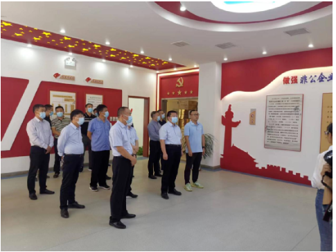 禹王臺(tái)區(qū)人大黨組書記、主任韓瑞軍到金久龍實(shí)業(yè)有限公司參觀交流工作