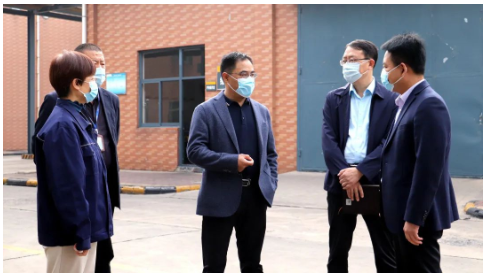 西牧山書記指出，安全生產是企業(yè)的生命線