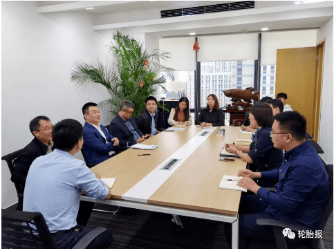 　走訪考察期間，張飚董事長調(diào)研了青島子公司，與青島子公司員工進行了座談交流，詳細了解了大家的工作、生活情況。