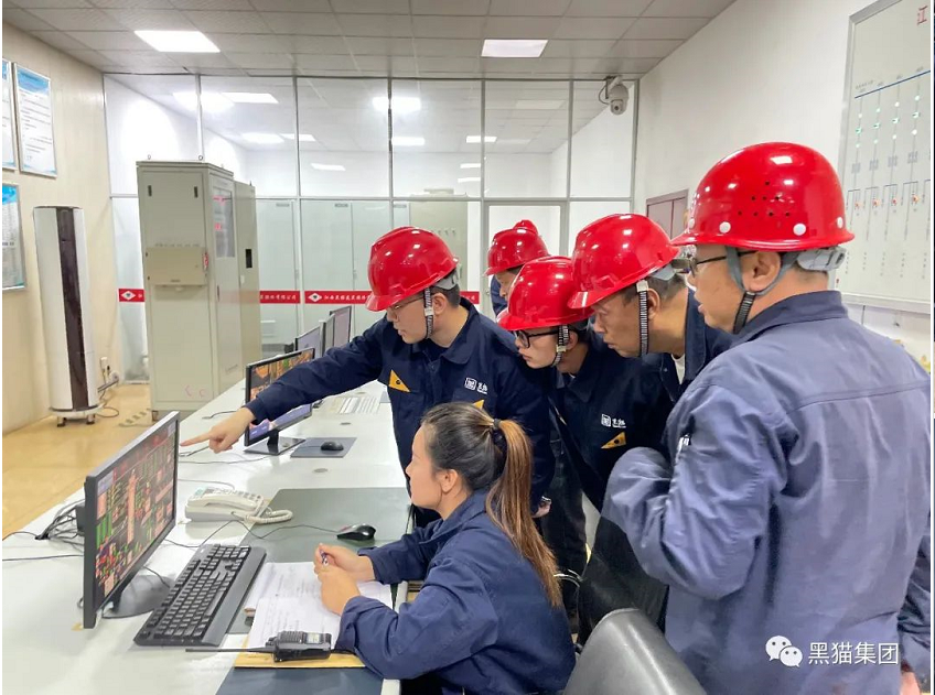 為貫徹落實集團(tuán)2022年第三季度安全生產(chǎn)委員會會議精神，確保各項安全措施落到實處，10月14日，由集團(tuán)工程技術(shù)中心牽頭，會同黑貓股份、景焦能源公司、監(jiān)理方成員共同組成工程施工安全檢查組，對在建工程項目進(jìn)行全面且不留死角的安全隱患大檢查。