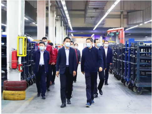 棗莊市政協主席張兵到豐源輪胎公司調研指導工作 棗莊市政協主席張兵到豐源輪胎公司調研指導工作
