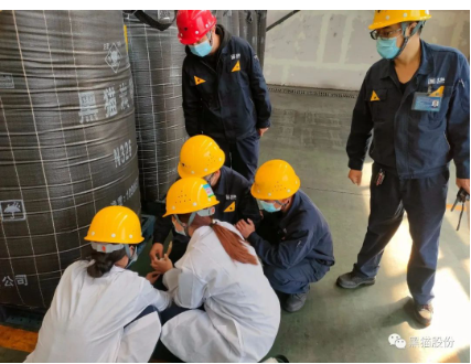 通過此次應急演練，提高了員工對“起重作業(yè)存在危險”的認知，加強了各救援小組間的協(xié)調配合，有效檢驗了突發(fā)事件的組織協(xié)調水平和現(xiàn)場實戰(zhàn)能力，為建設安全濟寧黑貓保駕護航。