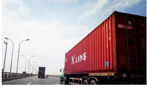 　全鋼胎銷量出現(xiàn)好轉?