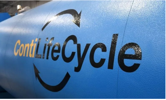 　大陸集團(tuán)于2011年在美洲推出了其Co<i></i>ntiLife Cycle翻新業(yè)務(wù)。德國(guó)大陸得到CLC許可的輪胎翻新網(wǎng)絡(luò)在美國(guó)有21家，其中6家由該公司BestDrive部門運(yùn)營(yíng)，另有18家輪胎翻新在加拿大。