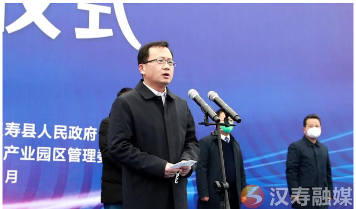 漢壽縣委副書記、縣長 王時雨