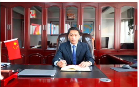 棗礦橡膠公司董事長、總經(jīng)理宋二華
