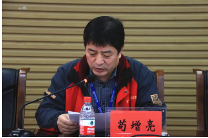 集團(tuán)精益研究院執(zhí)行院長(zhǎng)閆圣利做了2023年管理思路分享。