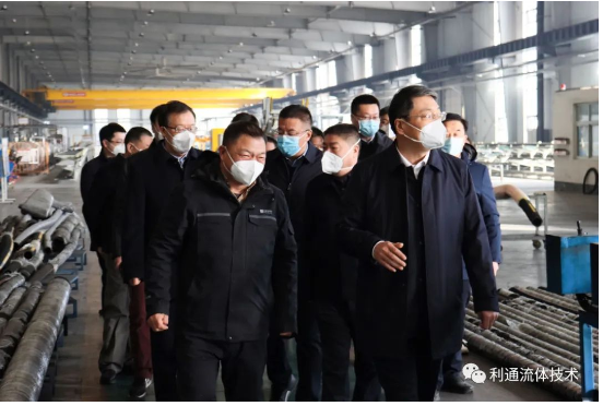 市委書記劉尚進(jìn)、市長(zhǎng)秦保強(qiáng)蒞臨利通科技參觀調(diào)研復(fù)工復(fù)產(chǎn)情況
