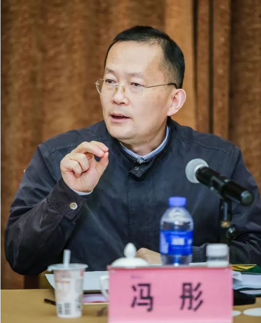 馮彤在總結(jié)講話中對(duì)為廣墾橡膠事業(yè)發(fā)展做出貢獻(xiàn)的老一輩領(lǐng)導(dǎo)及同事們表示衷心感謝，沒(méi)有當(dāng)年的不懈奮斗，也就沒(méi)有今天的良好發(fā)展局面。
