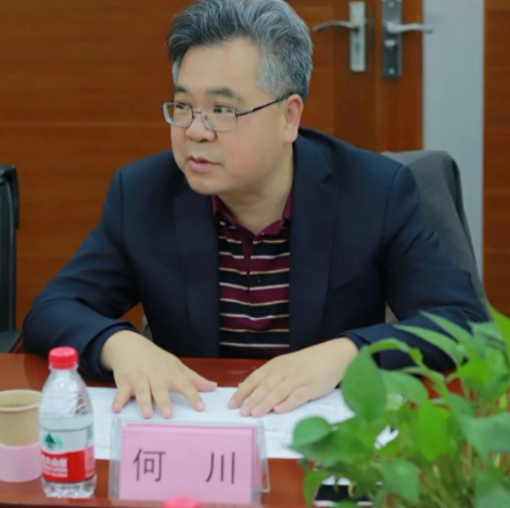 西南交通大學(xué)副校長何川表示，時(shí)代新材料有限公司作為行業(yè)領(lǐng)軍企業(yè)，擁有強(qiáng)大的產(chǎn)業(yè)落地能力，致力于研究高分子復(fù)合改性材料和減振降噪技術(shù)的工程化推廣應(yīng)用。通過本次校企合作，希望將科研成果與產(chǎn)業(yè)結(jié)合起來，為中國軌道交通事業(yè)的發(fā)展做出更多貢獻(xiàn)。