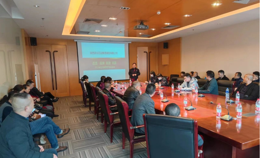 相關技術人員介紹了公司新品開發(fā)規(guī)劃，展示了公司亮點產品，解答了客戶關心關注的產品性能、新品推介等核心問題。交流現(xiàn)場氣氛非常熱烈。