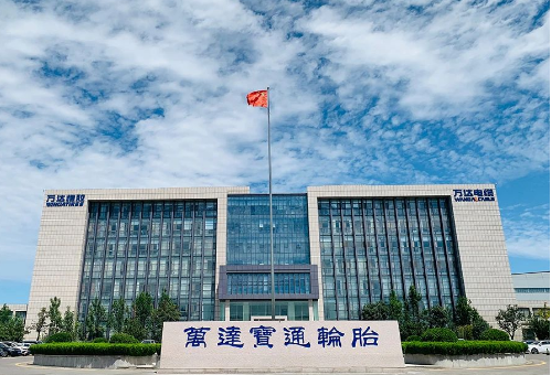 廣交會被譽為中國第一展、中國外貿(mào)的晴雨表、風向標。據(jù)悉，第133屆廣交會展覽面積150萬平方米，展位近7萬個，是史上規(guī)模最大的一屆廣交會，展覽面積和參展數(shù)量均創(chuàng)新高。本次廣交會吸引了眾多企業(yè)和商家參展，各行業(yè)精彩紛呈，展會期間還將舉辦各種高端對接、推介活動，為企業(yè)間的交流合作提供更廣闊的空間和機遇。