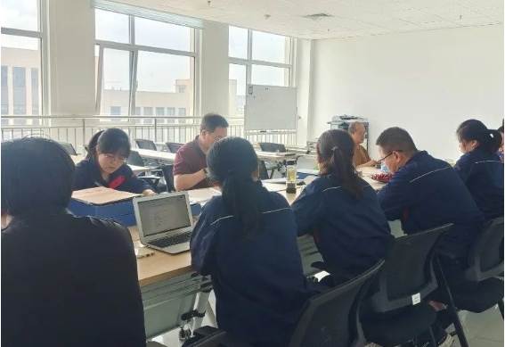 金能化學(xué)(青島)有限公司質(zhì)檢中心順利通過了CNAS(中國合格評定國家認(rèn)可委員會)監(jiān)督+擴項評審。