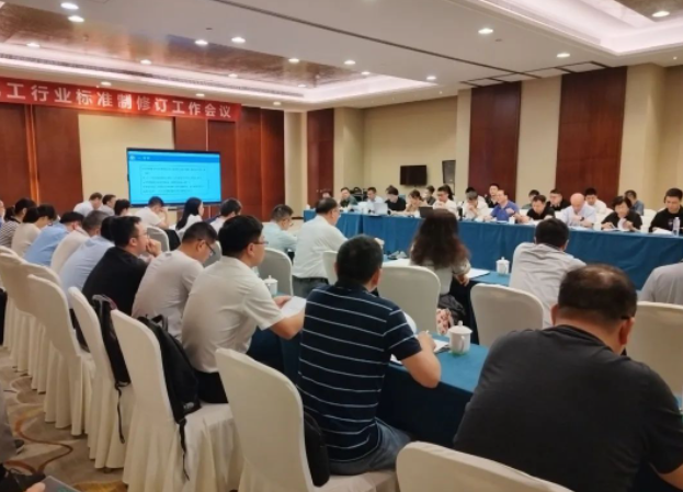 這次工作組會議的成功召開為后續(xù)標(biāo)準(zhǔn)制修訂工作的順利開展奠定了基礎(chǔ)。會后，標(biāo)委會秘書處將組織相關(guān)人員進行驗證試驗工作，并完成征求意見稿的編制工作。預(yù)計標(biāo)委會秘書處將于9月或10月召開第二次工作組會議，根據(jù)驗證試驗結(jié)果和征求意見反饋情況，討論確定標(biāo)準(zhǔn)的技術(shù)內(nèi)容，形成標(biāo)準(zhǔn)送審稿。