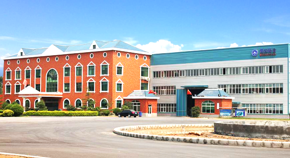 河南省工信廳宣布了2023年河南省制造業(yè)頭雁企業(yè)和重點(diǎn)培育企業(yè)的名單。在這份備受矚目的名單中，河南通達(dá)電纜股份有限公司脫穎而出，榮獲2023年河南省制造業(yè)頭雁企業(yè)的殊榮。