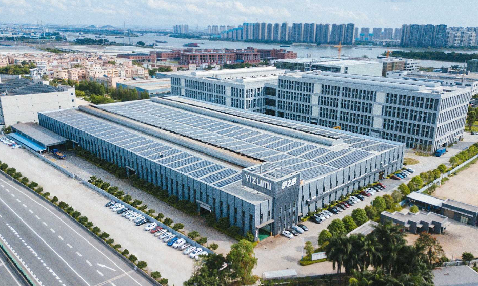 伊之密發(fā)布2023年半年度報(bào)告，報(bào)告期內(nèi)，伊之密實(shí)現(xiàn)營(yíng)業(yè)收入19.61億元，同比增長(zhǎng)2.14%。實(shí)現(xiàn)歸屬于上市公司股東的凈利潤(rùn)2.51億元，同比增長(zhǎng)4.73%。實(shí)現(xiàn)歸屬于上市公司股東的扣除非經(jīng)常性損益的凈利潤(rùn)2.42億元，同比增長(zhǎng)9.92%?；久抗墒找?.54元。