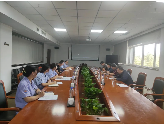 此次調(diào)研的重點(diǎn)企業(yè)包括東營(yíng)市的華盛輪胎集團(tuán)、昌豐輪胎、金宇輪胎、永盛橡膠、方興輪胎和中一橡膠，濰坊市的昊華輪胎、躍龍橡膠、銀寶輪胎、福麥斯輪胎，青島市的賽輪集團(tuán)和雙星輪胎，威海市的三角輪胎、浦林成山、中威橡膠、君樂(lè)輪胎，以及煙臺(tái)市的玲瓏輪胎。