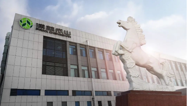 2023年5月至9月，浦林成山乘用車替換銷售中心已陸續(xù)展開了“千人千店 · 走進(jìn)成山”系列活動(dòng)。通過邀請上千家門店參觀浦林成山東智能生產(chǎn)基地，了解企業(yè)在綠色化、智能化生產(chǎn)方面的前沿發(fā)展，以及完善的供應(yīng)鏈網(wǎng)絡(luò)，活動(dòng)大大增強(qiáng)了客戶的信心。