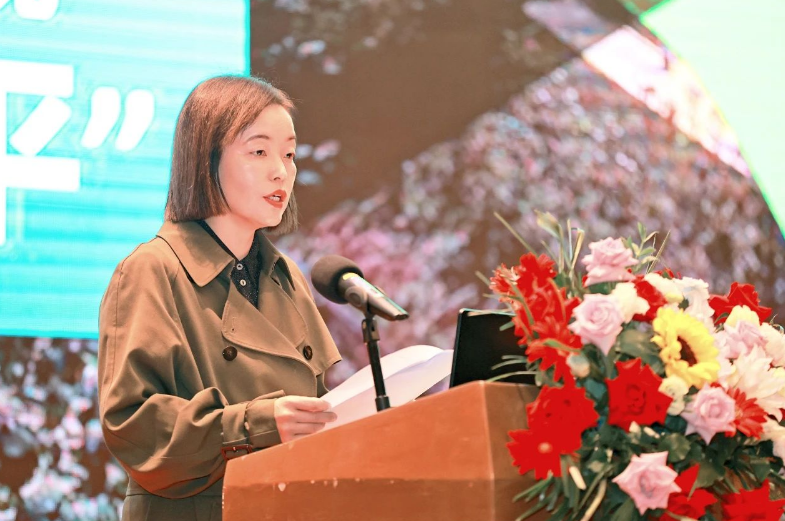 安順市投資促進局局長王俐發(fā)表了熱情洋溢的致辭。