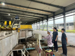 西橡公司魏穩(wěn)戰(zhàn)副總經(jīng)理赴泰國(guó)調(diào)研