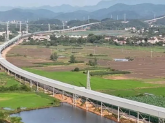 安徽寶鎂項(xiàng)目輸送廊道皮帶系統(tǒng)滿負(fù)荷調(diào)試成功